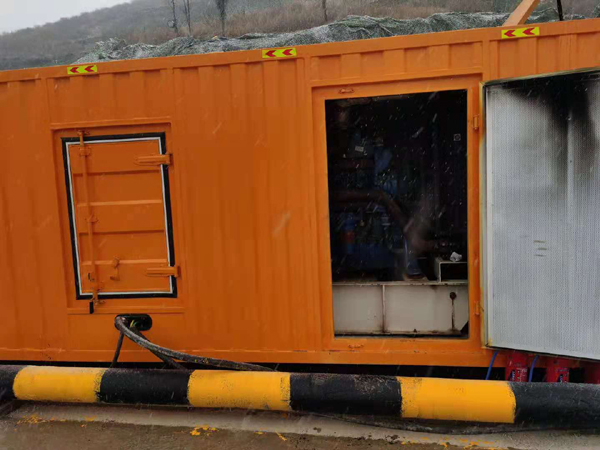 睢宁发电车出租-应急柴油发电机组选什么样的比较好？